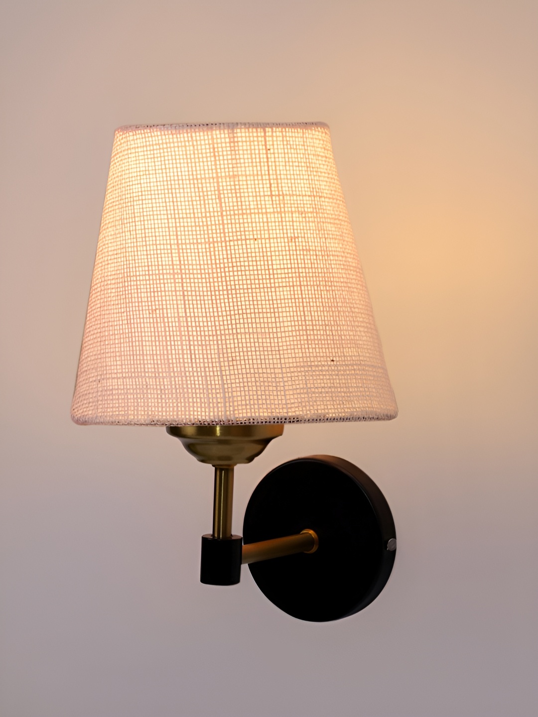 

Devansh White Metal Traditional Wall Lamp