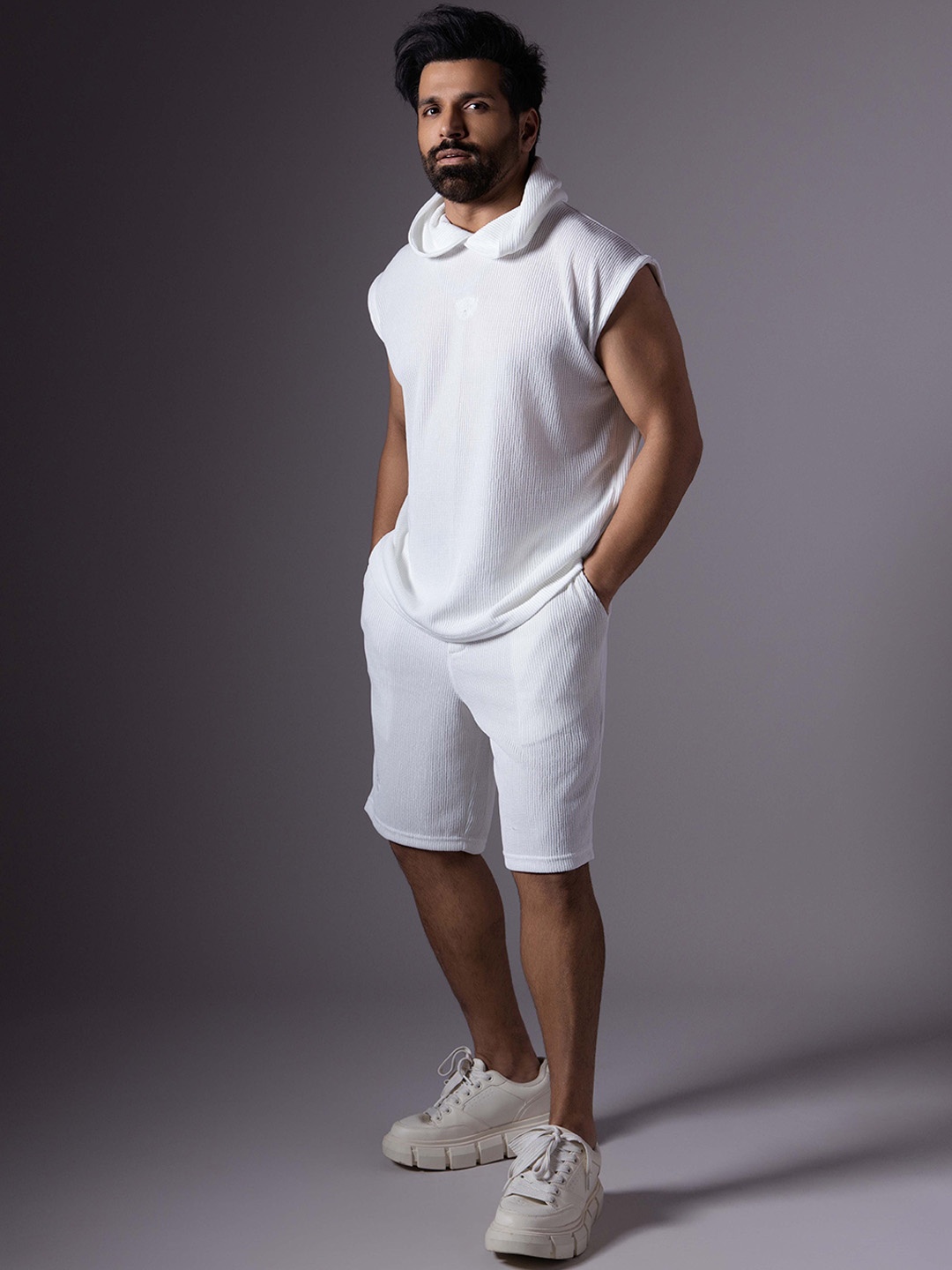

HOP HEAD Relaxed-Fit Hooded Sweatshirt & Shorts Co-Ords, White