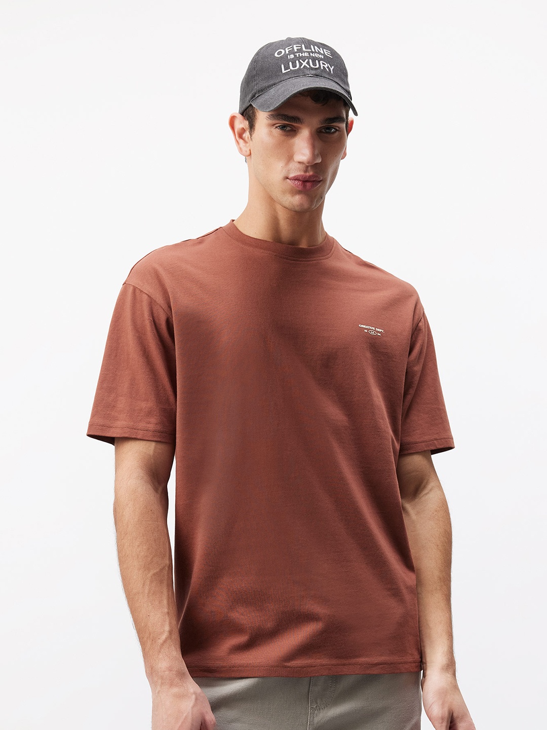 

DeFacto Men Typography Printed Extended Sleeves Pockets T-shirt, Na