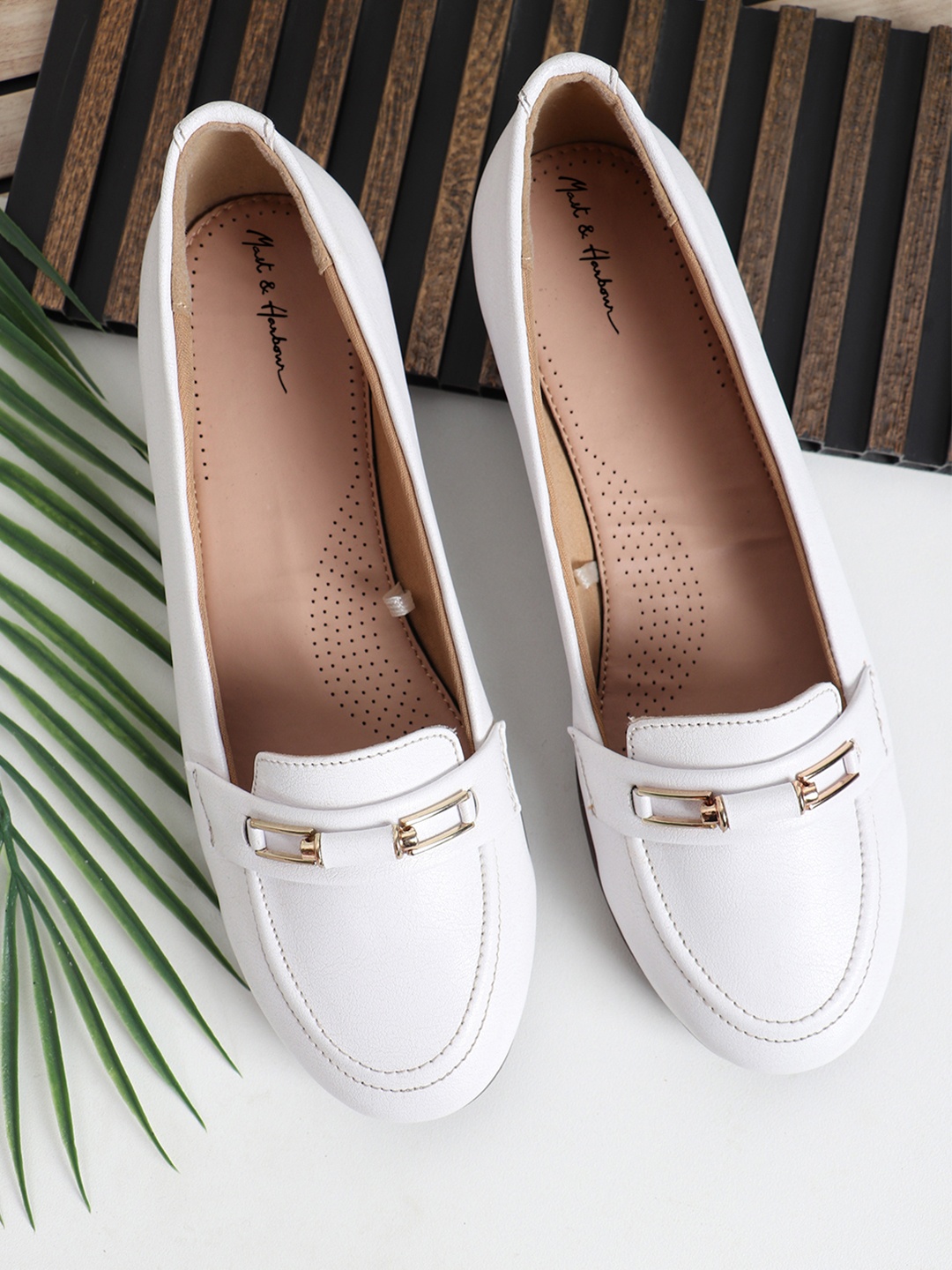 

Mast & Harbour Women Party One Toe Flats with Buckles, White