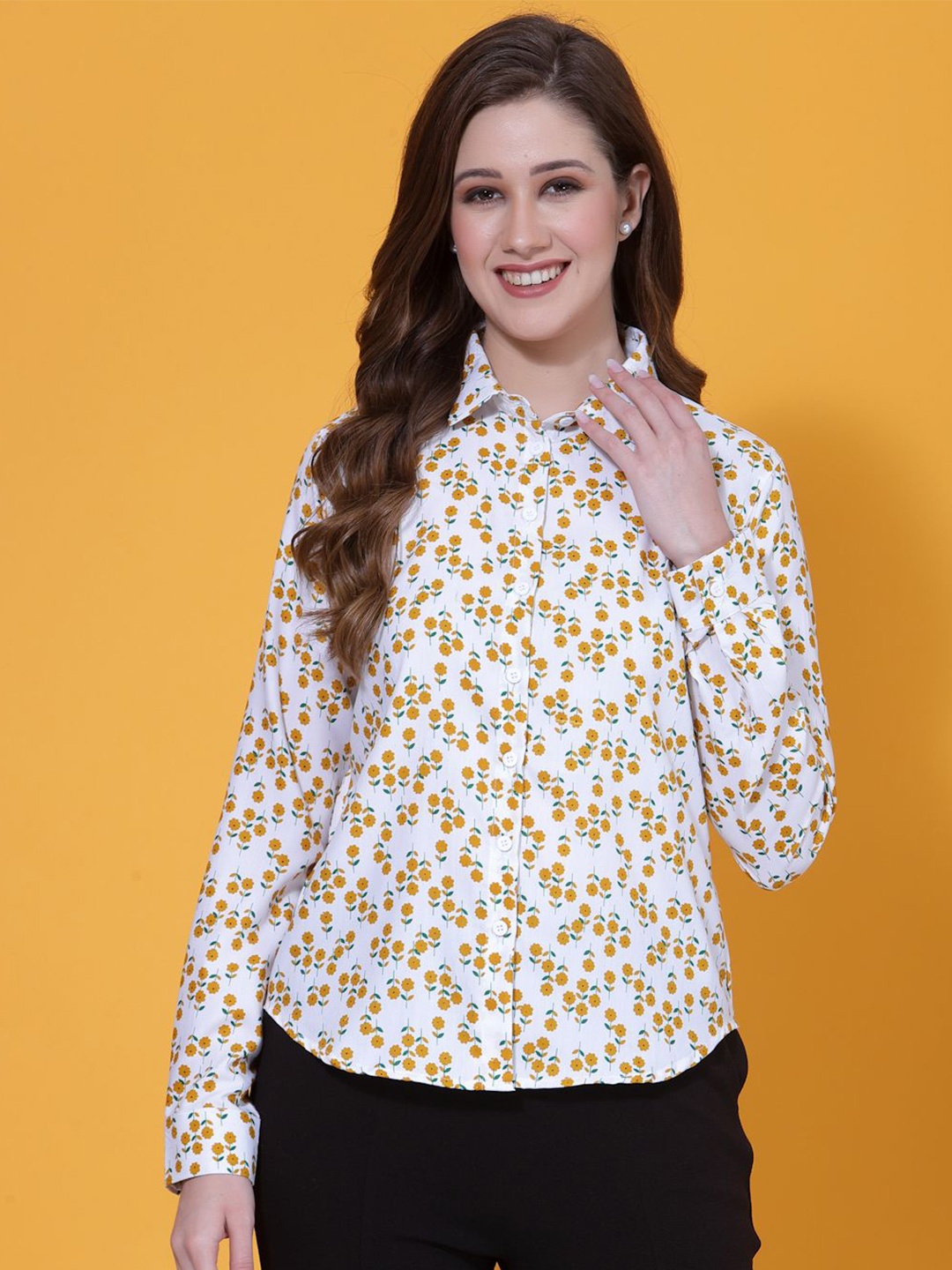 

Chemistry Women Floral Opaque Printed Party Shirt, White