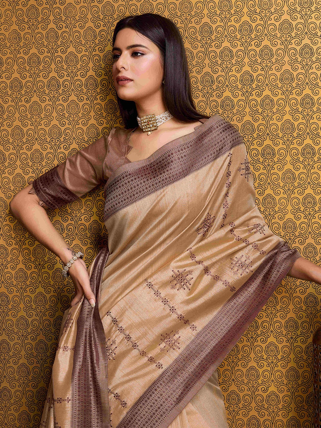 

DIVASTRI Ethnic Motifs Embroidered Silk Blend Banarasi Saree, Brown
