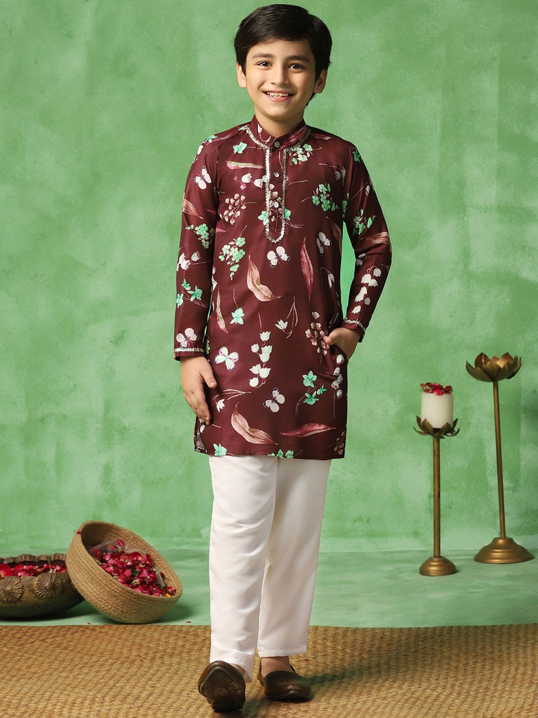 

FASHION DREAM Boys Floral Printed Regular Kurta with Trousers, Brown