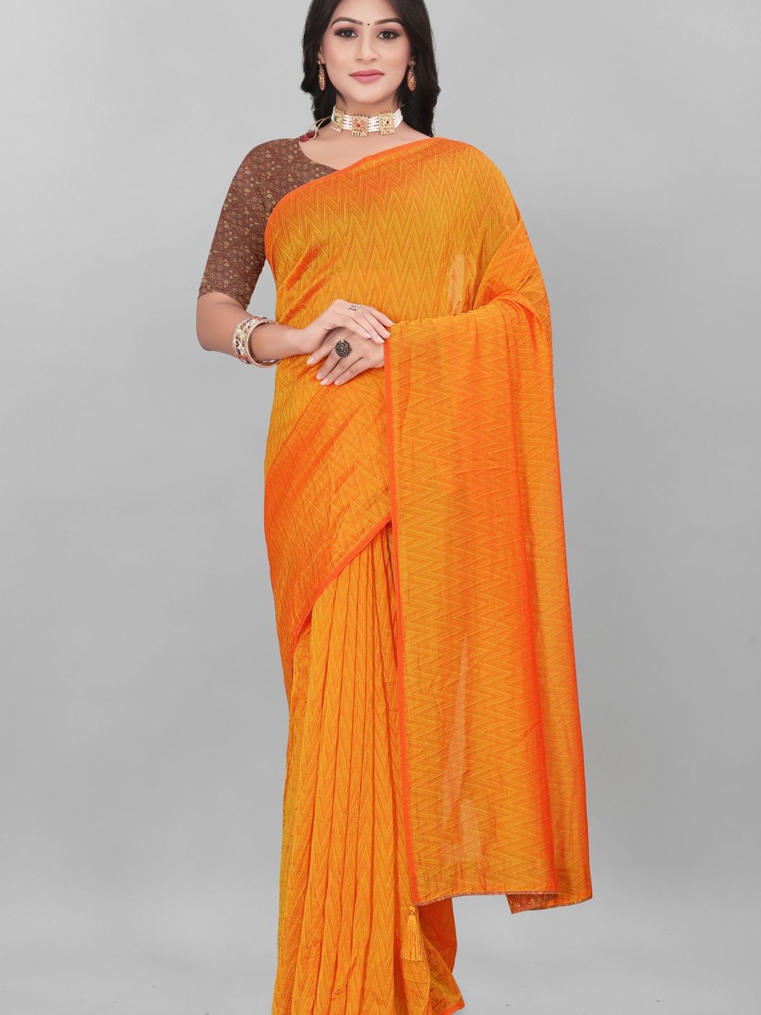 

Suha Woven Design Art Silk Saree, Mustard