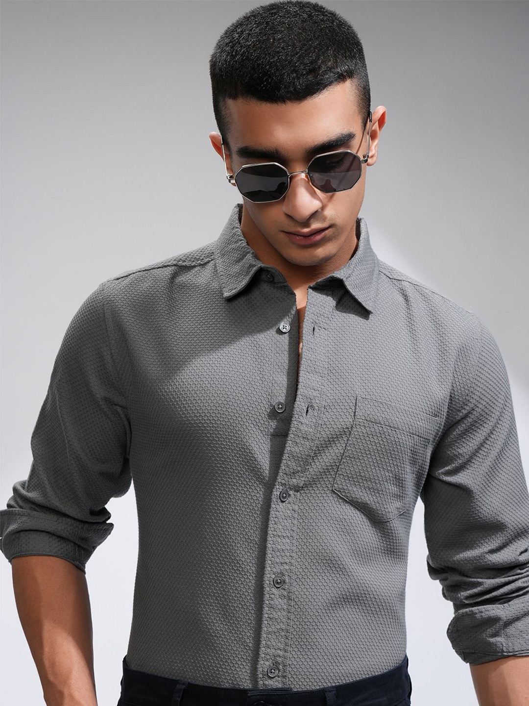 

HIGHLANDER Men Comfort Slim Fit Opaque Casual Shirt, Grey