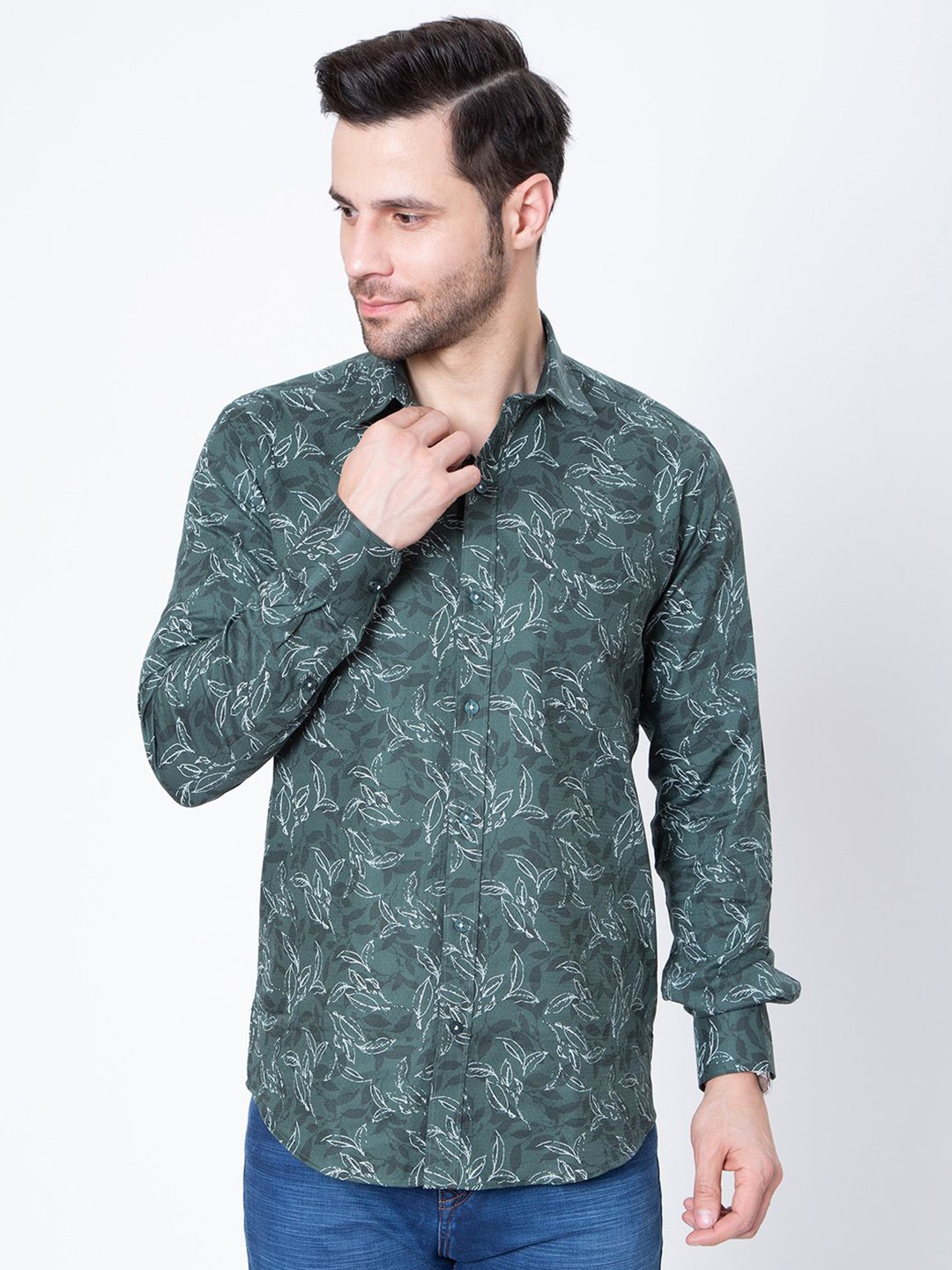 

Sparky Men Floral Opaque Printed Casual Shirt, Green