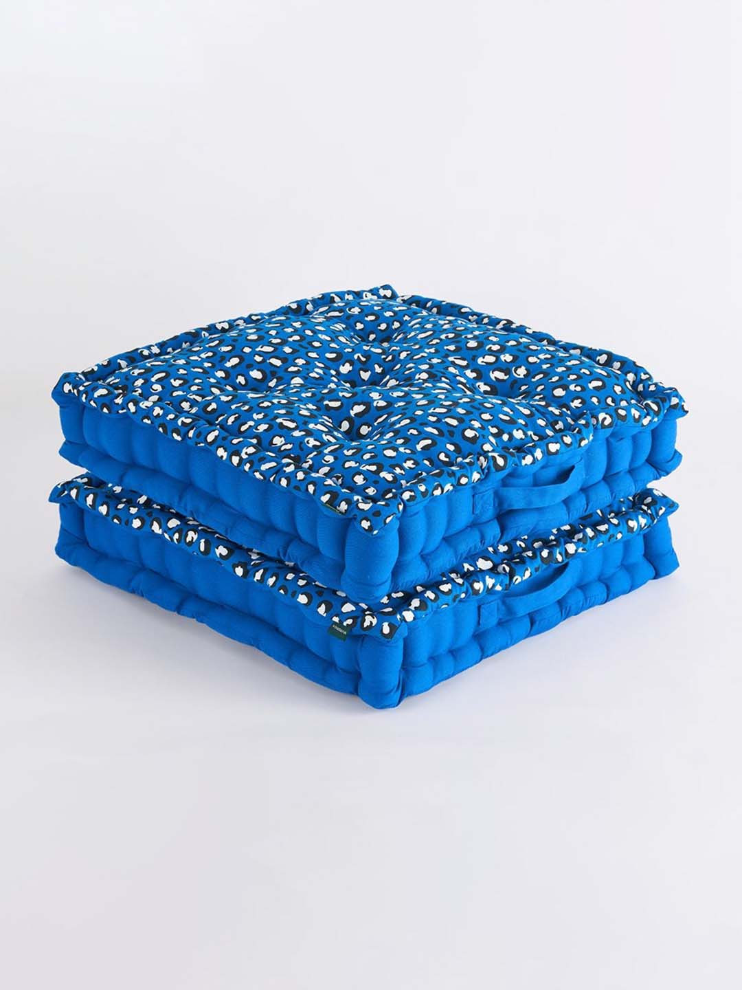 

SKANDA FAB Blue & White 2 Pieces Abstract Printed Pure Cotton Square Floor Cushions
