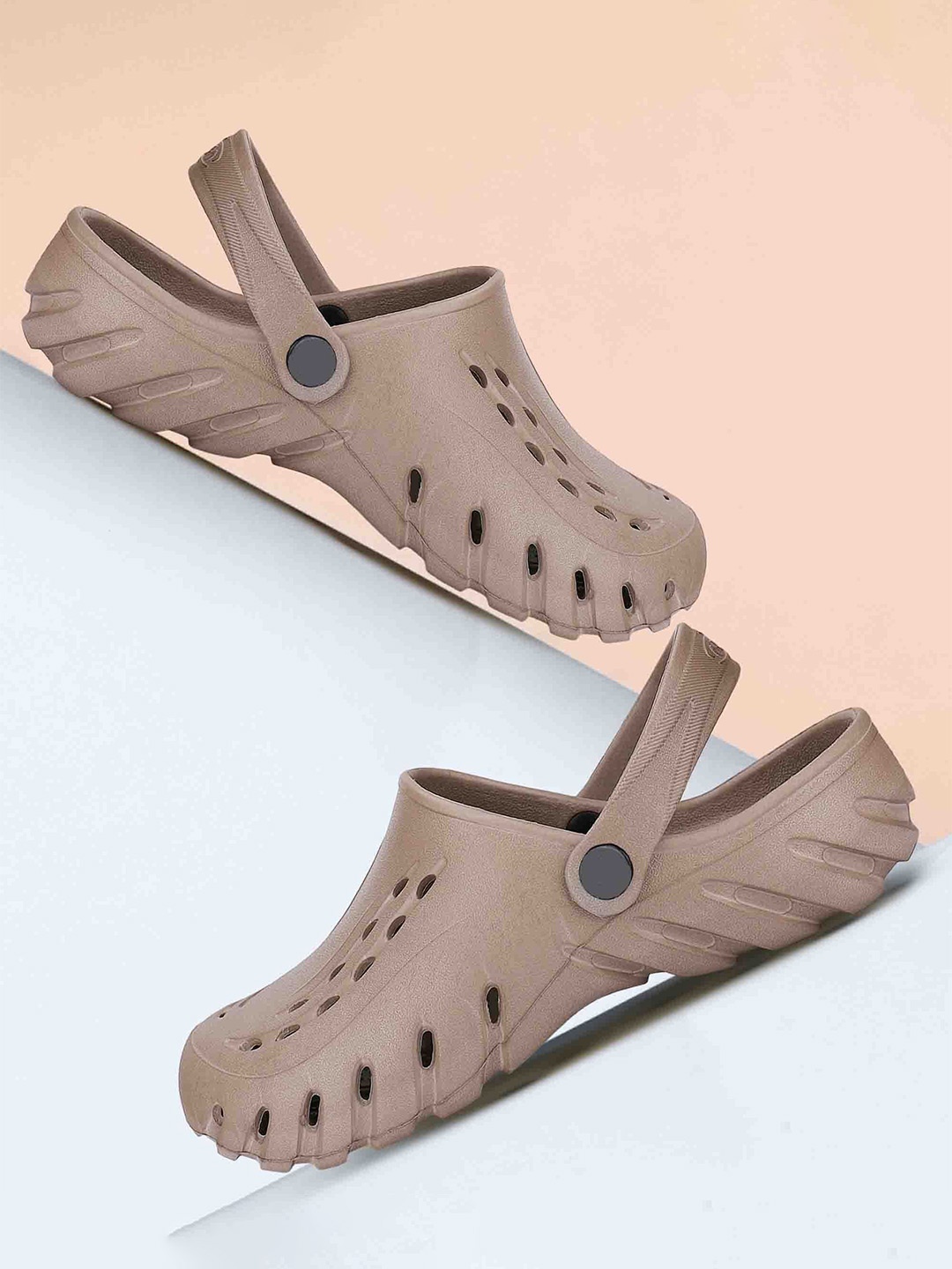 

BERSACHE Men Clogs, Grey