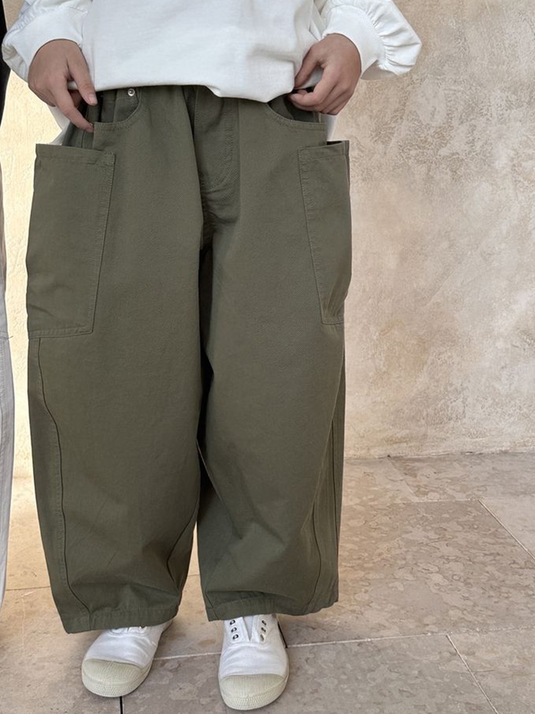 

LULU & SKY Girls Mom Fit High-Rise Trousers, Green
