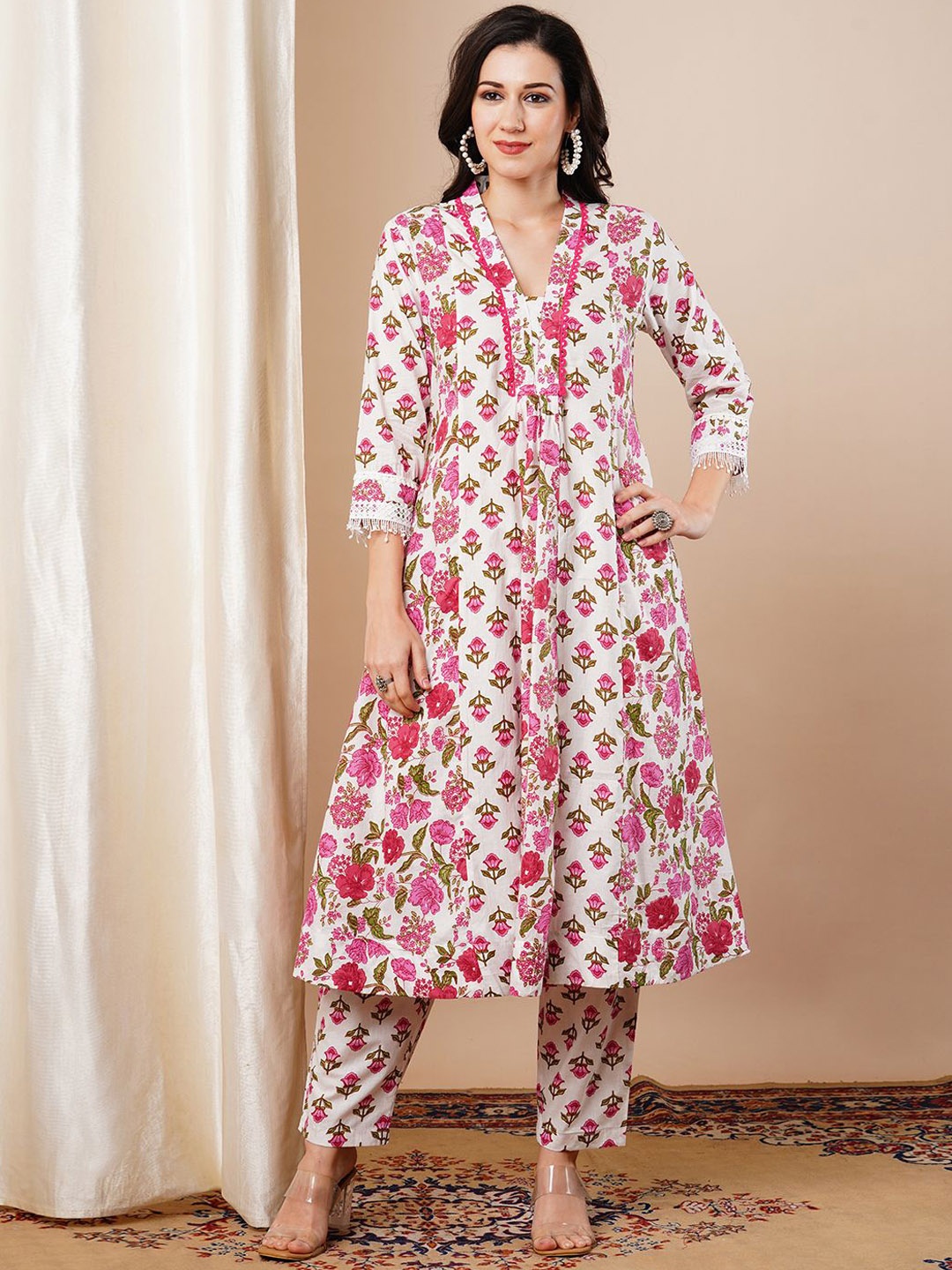 

FASHOR Women Ethnic Motifs Printed Panelled Pure Cotton Kurta with Trousers, White