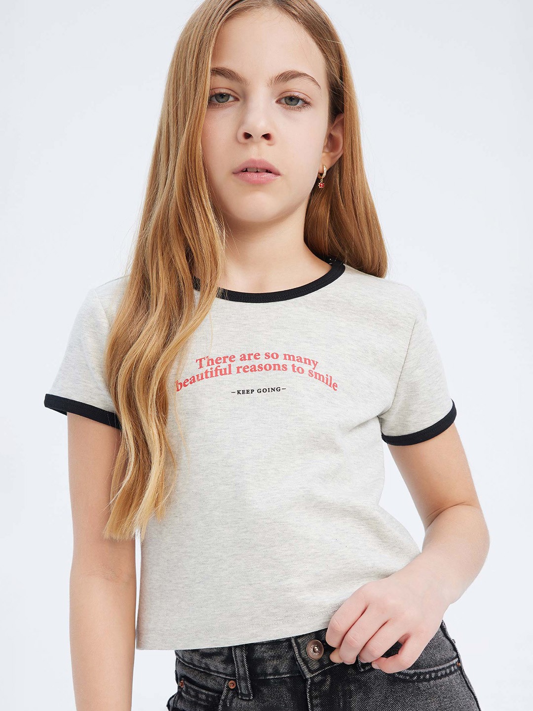 

DeFacto Girls Typography Extended Sleeves T-shirt, Na