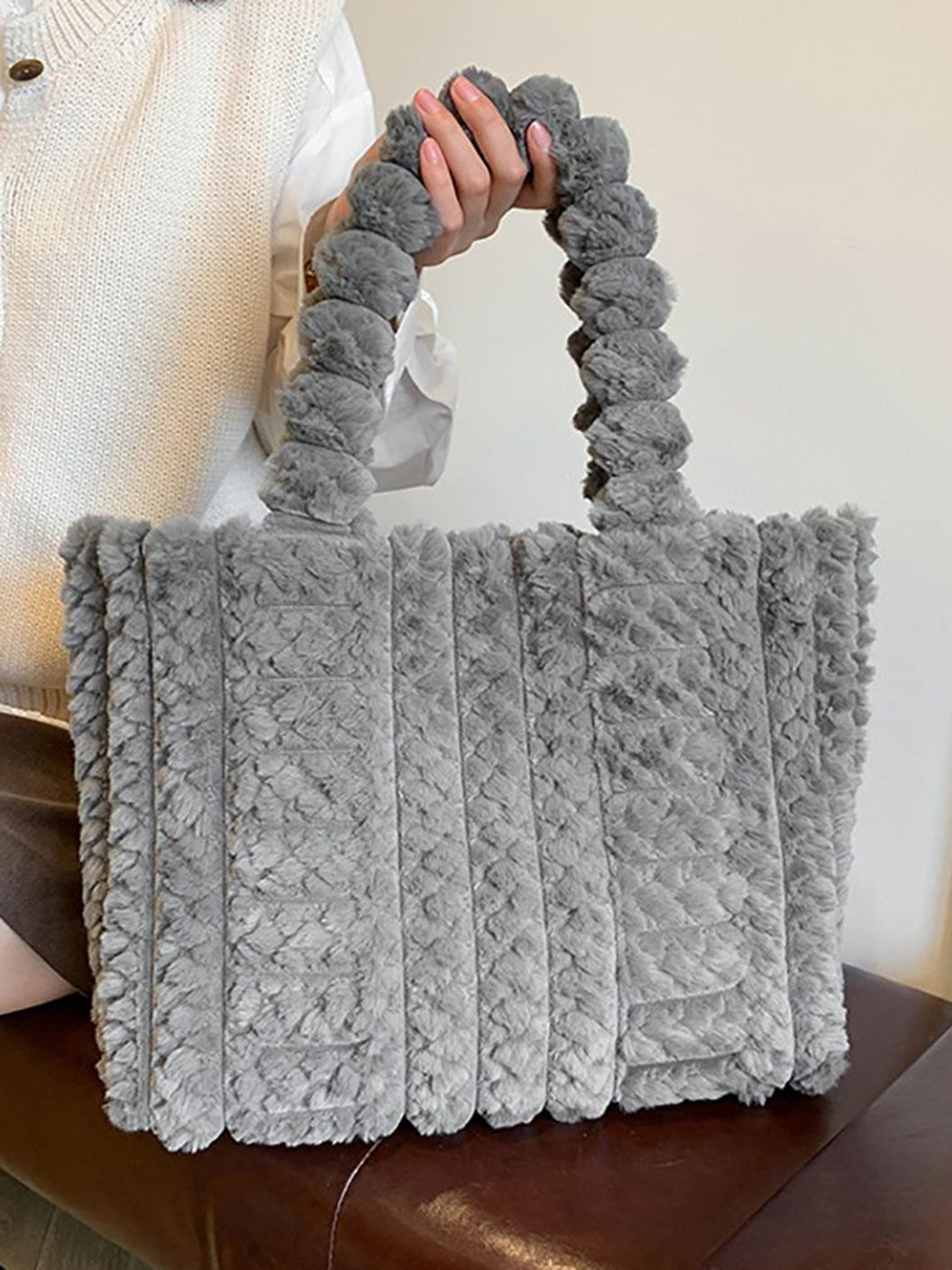 

StyleCast x Revolte Bucket Shoulder Bag, Grey