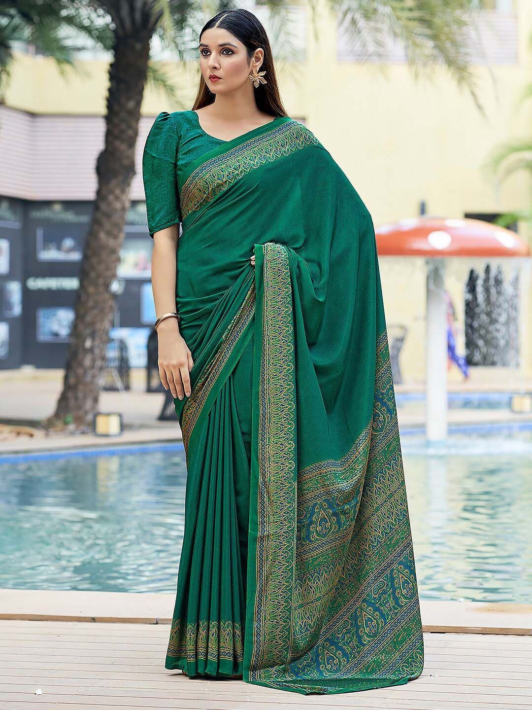 

DIVASTRI Ethnic Motifs Zari Silk Blend Maheshwari Saree, Green