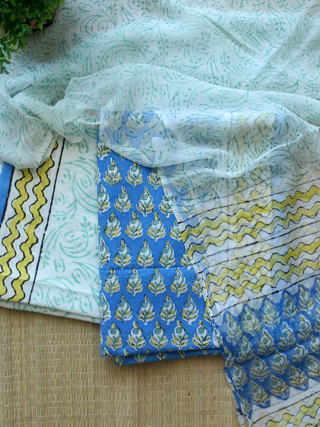 

Weaves of Tradition Printed Pure Cotton Unstitched Dress Material, Blue