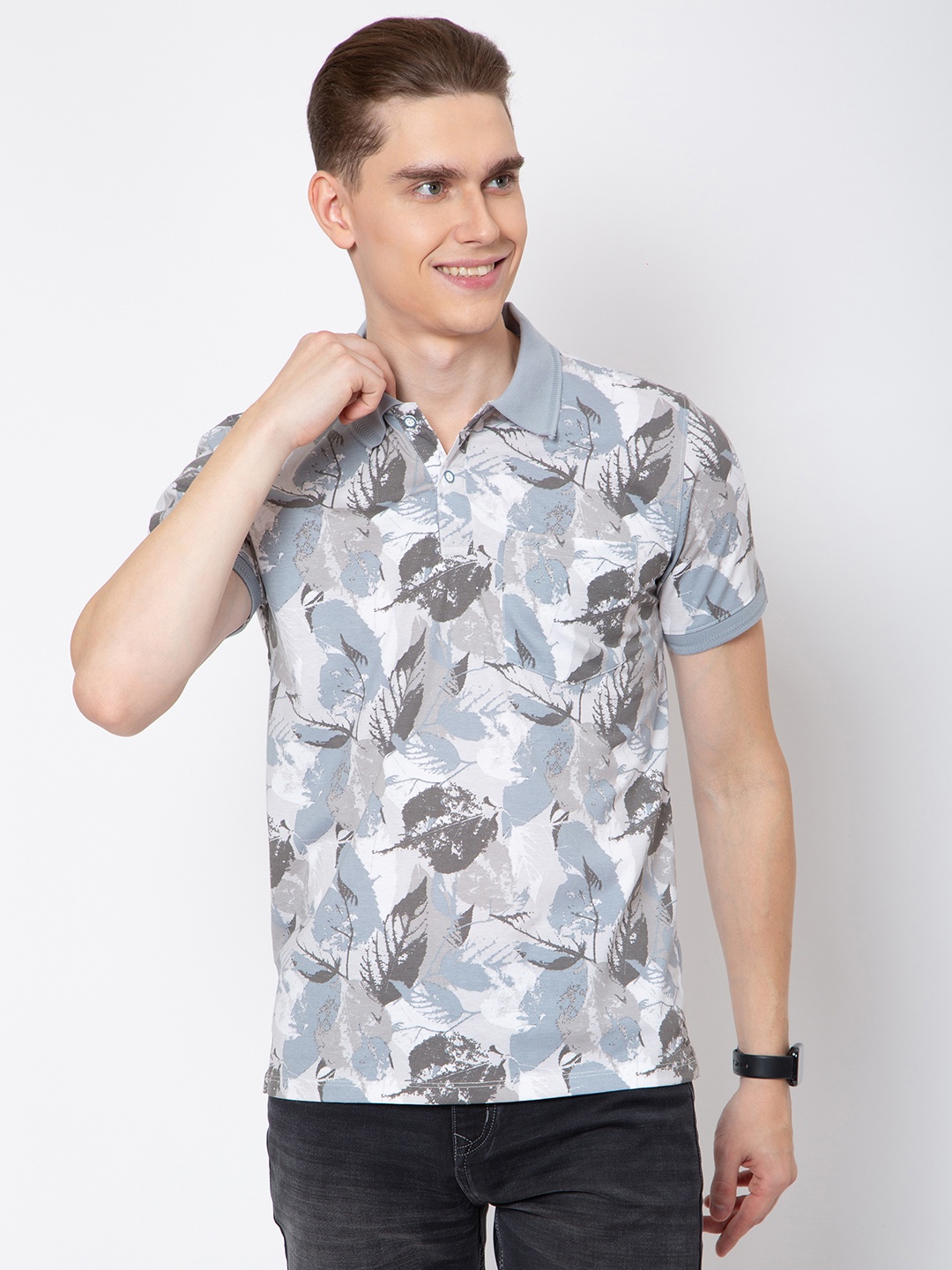 

Sparky Men Floral Printed Polo Collar Pockets Slim Fit T-shirt, Blue