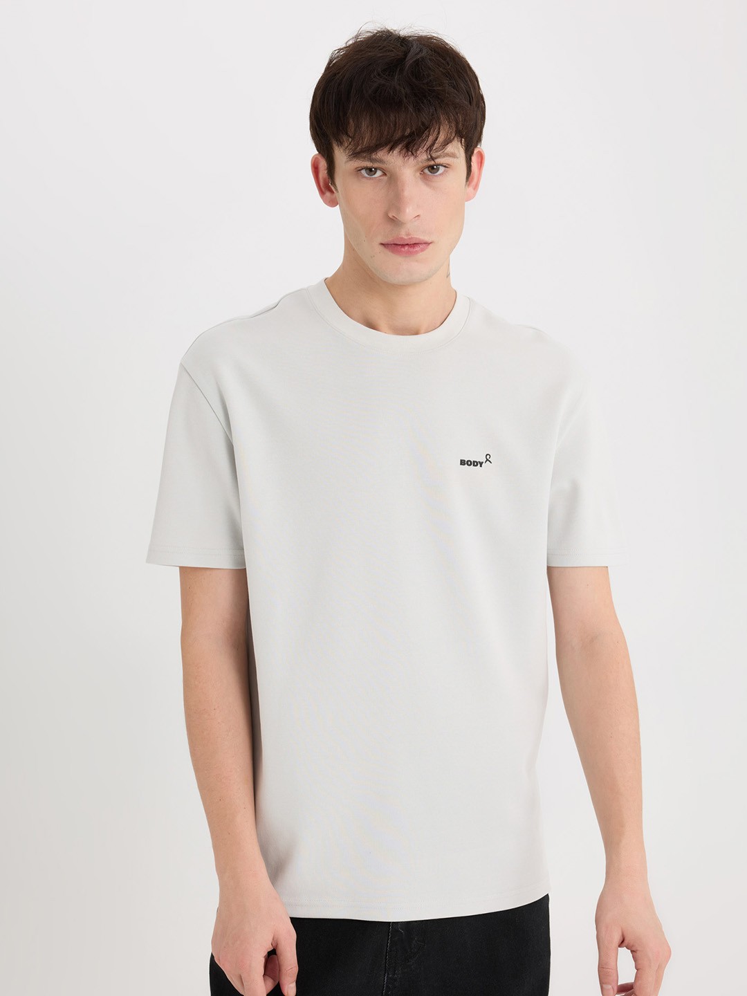 

DeFacto Men Pockets T-shirt, Na
