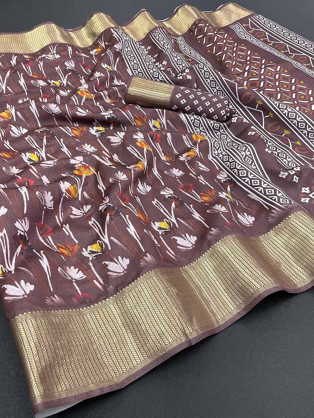 

Peachmode Floral Zari Pure Silk Saree, Brown