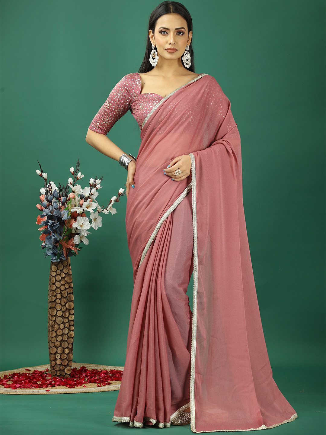 

DIVASTRI Sequinned Satin Banarasi Saree, Peach