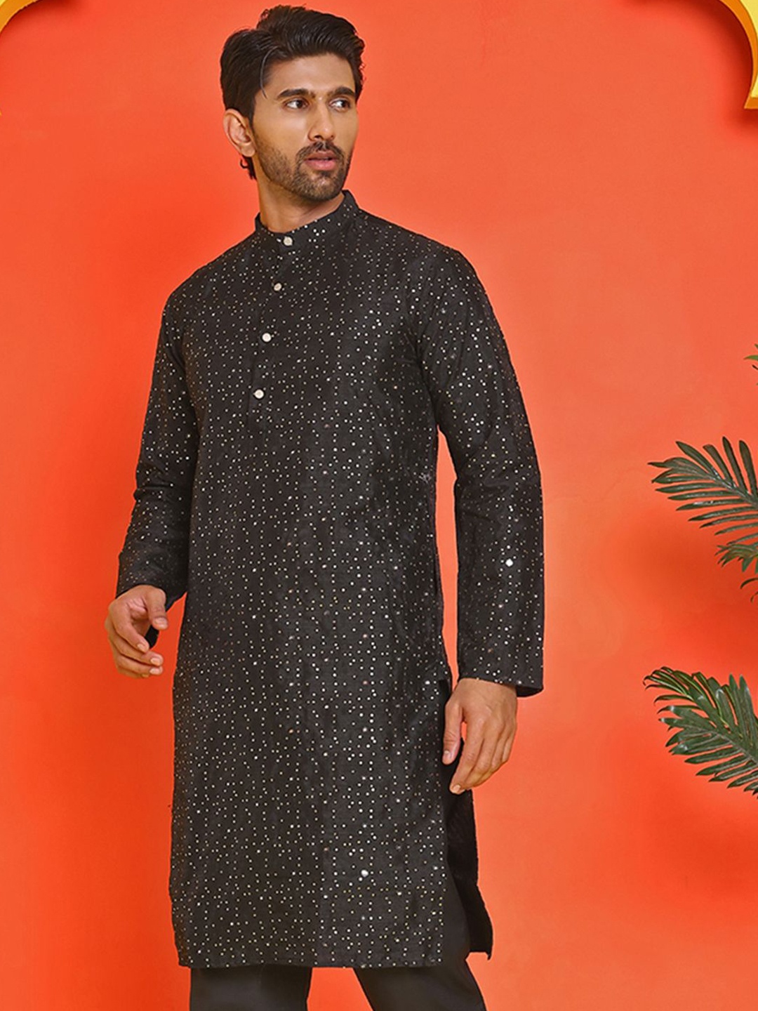 

Jompers Men Geometric Embroidered Mirror Work Kurta, Black