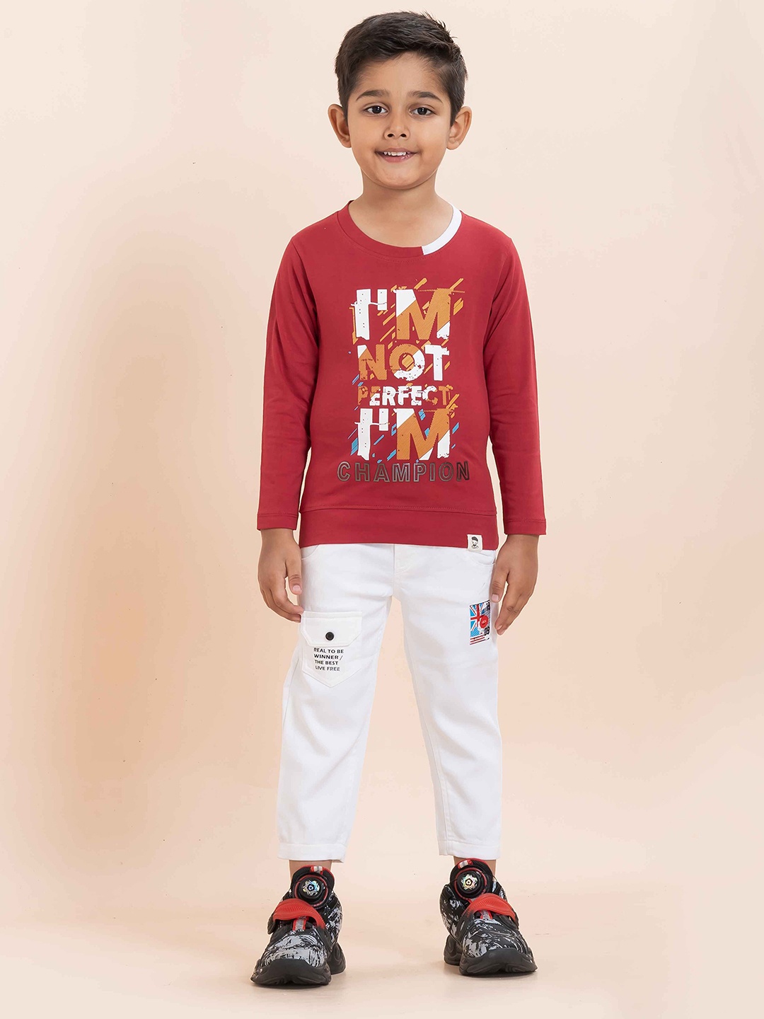 

YK X JUST KiDDiNG Boys Printed T-shirt with Trousers, Red