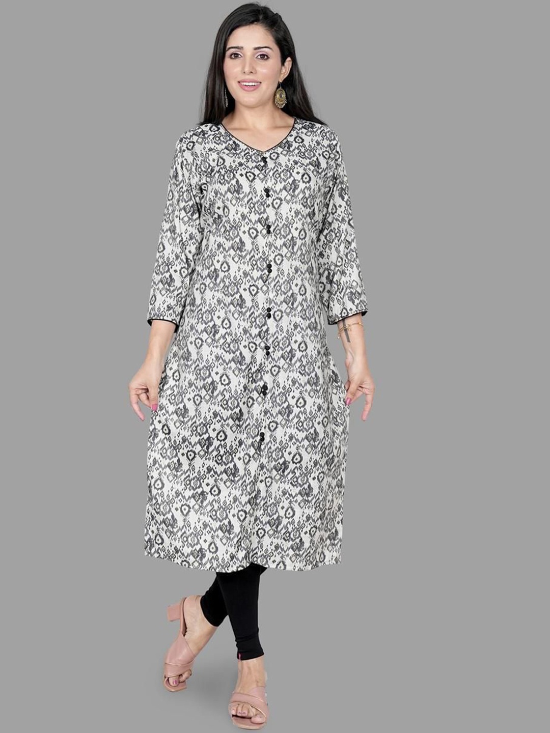 

KRITHA Women Quirky Printed Kurta, Black