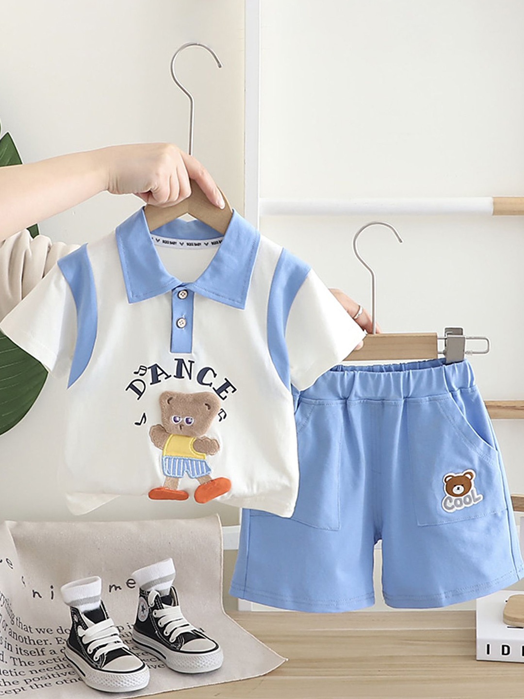

LULU & SKY Boys Printed T-shirt with Shorts, Blue
