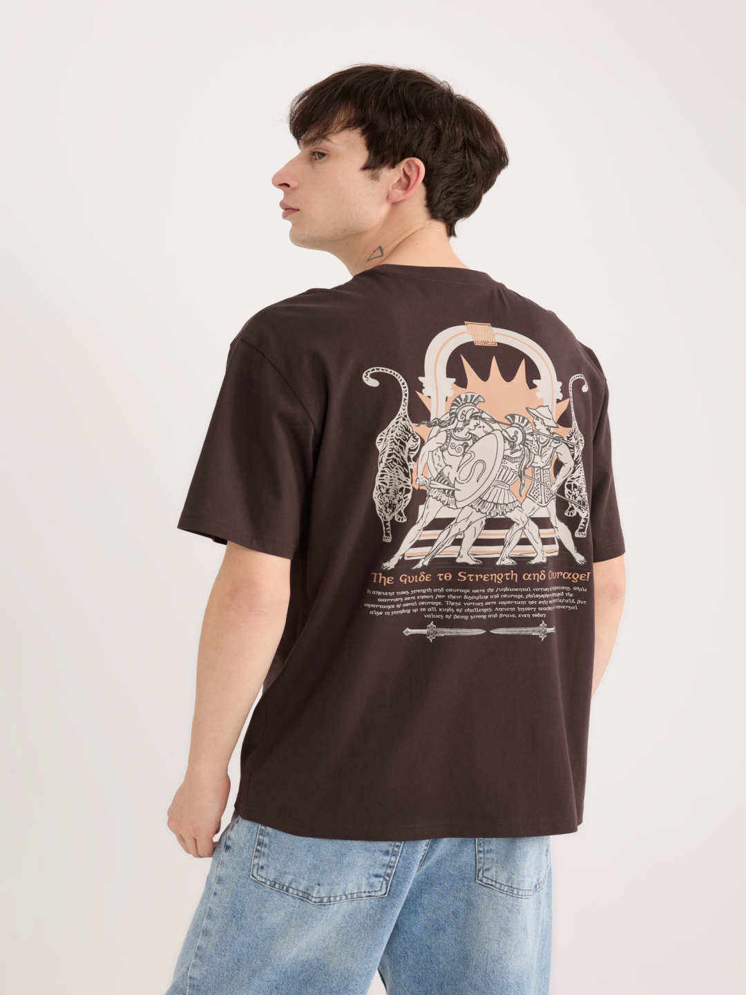 

DeFacto Men Printed Drop-Shoulder Sleeves Applique T-shirt, Na