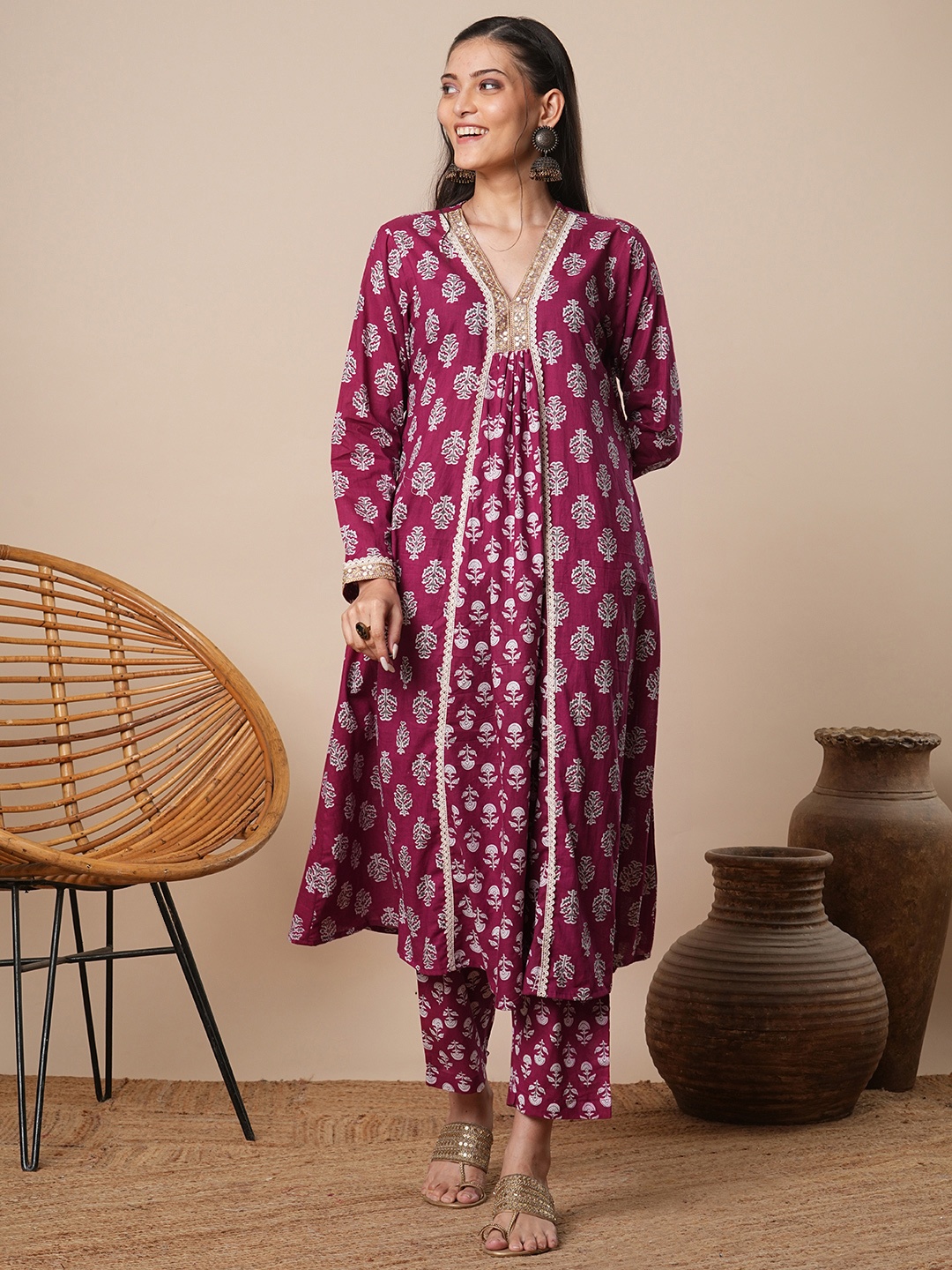

FASHOR Women Ethnic Motifs Printed Panelled Pure Cotton Kurta with Trousers, Burgundy