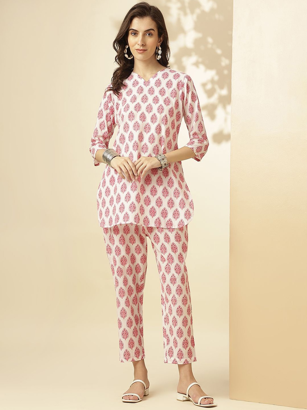 

The Roadster Lifestyle Co Printed Pure Cotton Tunic & Trouser Co-ords, Cream