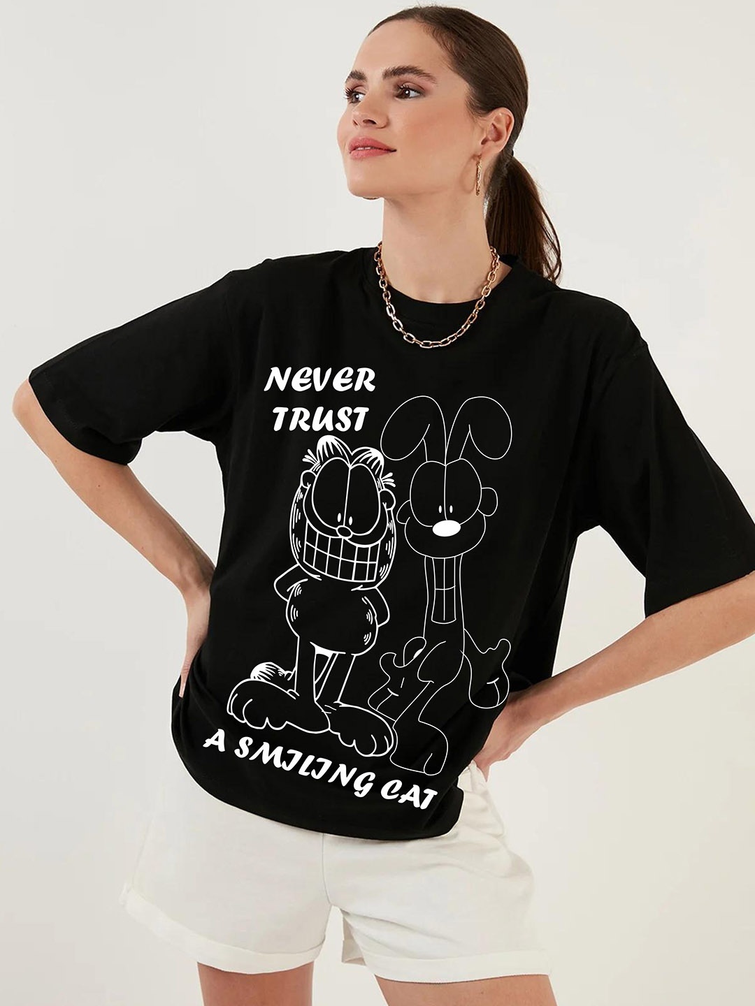 

RAYACLOSET Women Printed Extended Sleeves Pockets T-shirt, Black