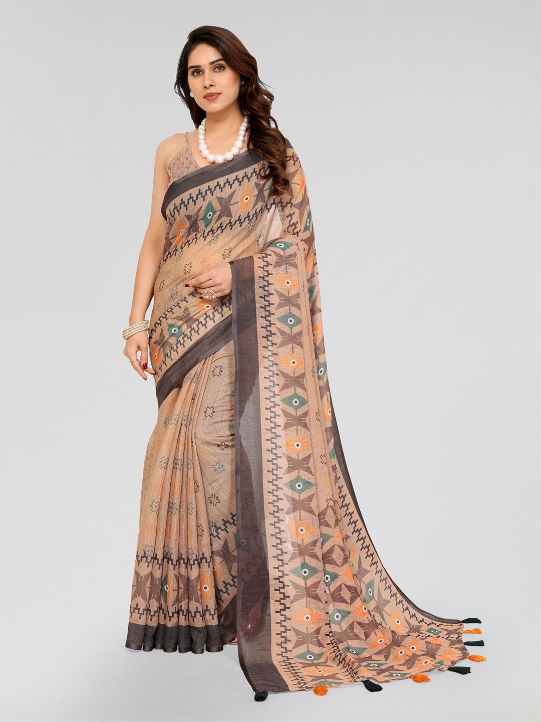 

Moda Rapido Linen Blend Saree, Brown