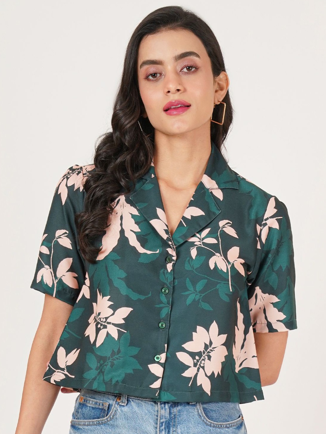 

U&F Women Original Slim Fit Floral Opaque Printed Casual Shirt, Green
