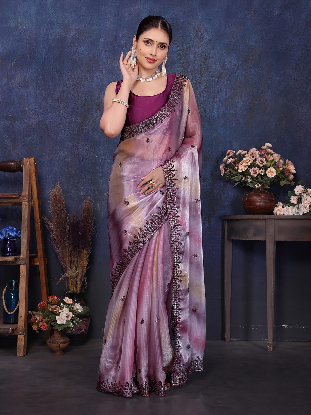 

ALAGINI Ethnic Motifs Sequinned Silk Blend Designer Saree, Purple