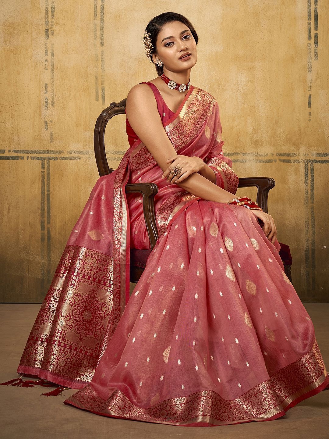 

DIVASTRI Ethnic Motifs Zari Silk Blend Banarasi Saree, Pink