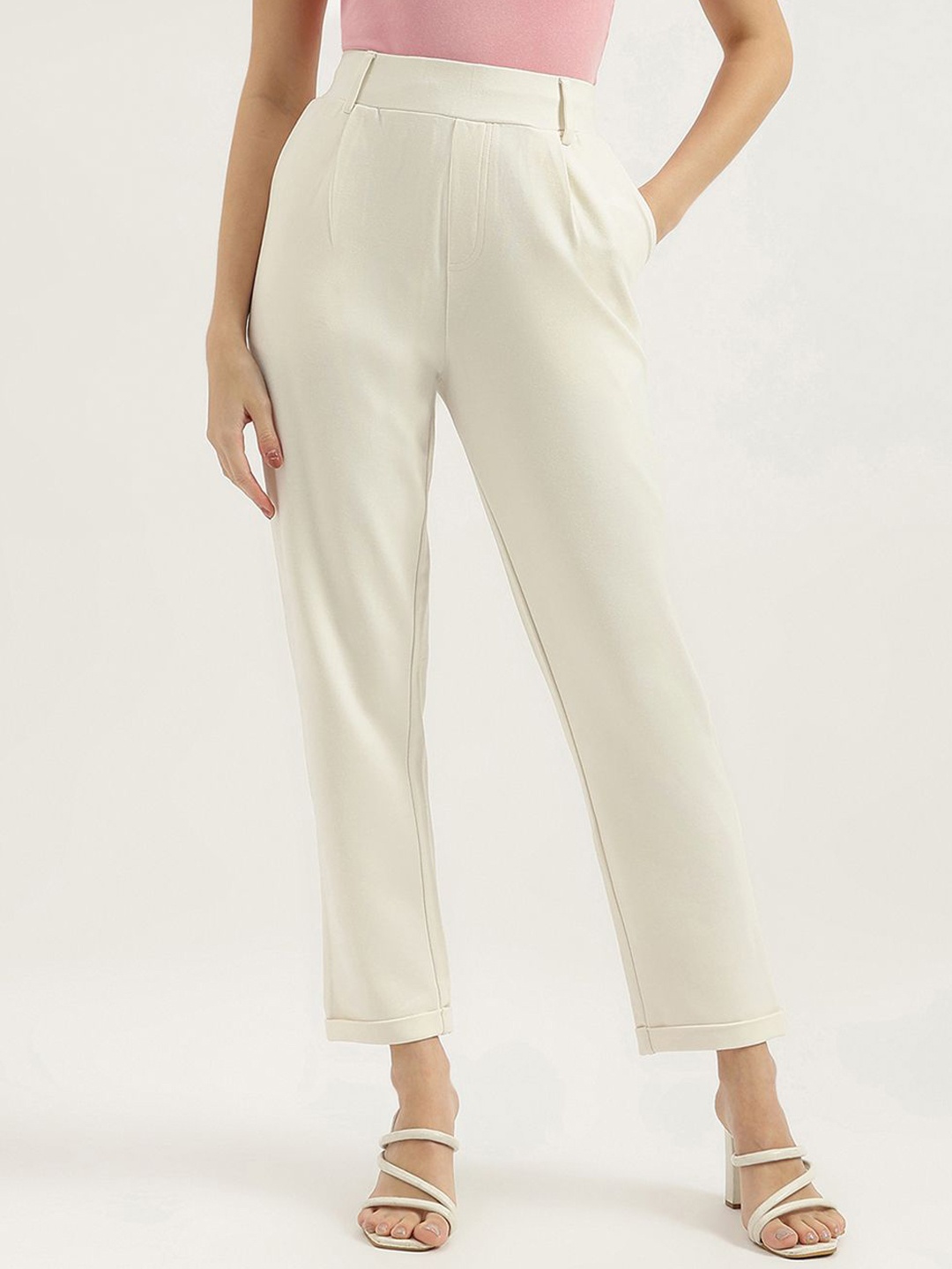 

United Colors of Benetton Women Pleated Trousers, Beige