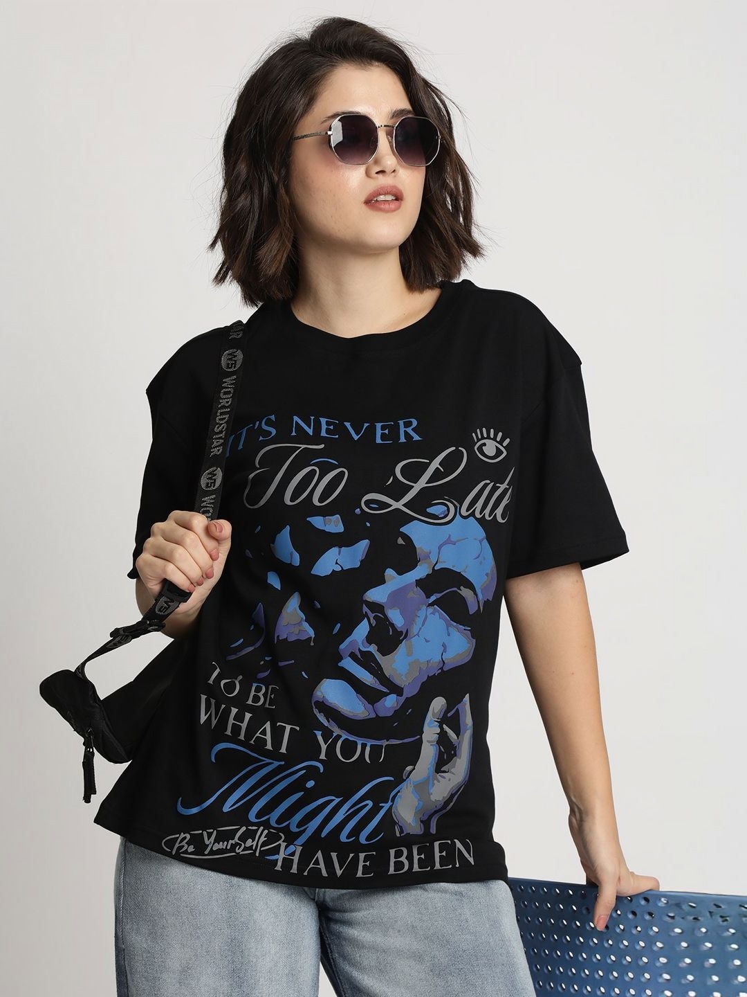 

Bene Kleed Women Graphic Printed Drop-Shoulder Sleeves T-shirt, Black