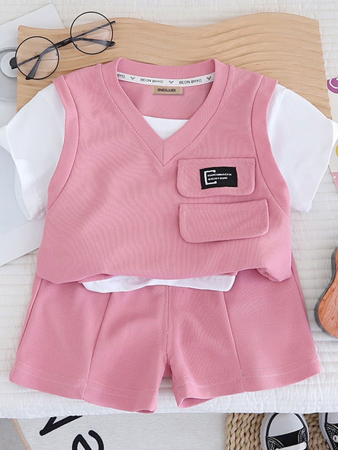 

INCLUD Boys T-shirt with Shorts, Pink