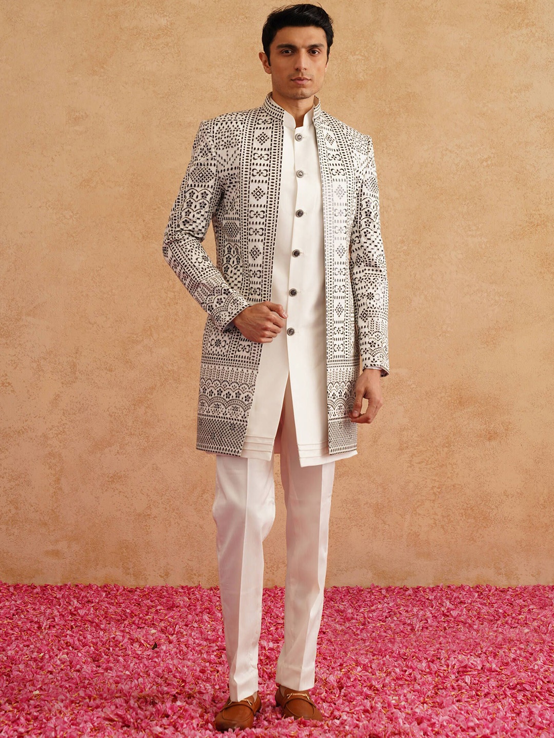 

Denis Parkar Embroidery Indowestern Sherwani Set, White