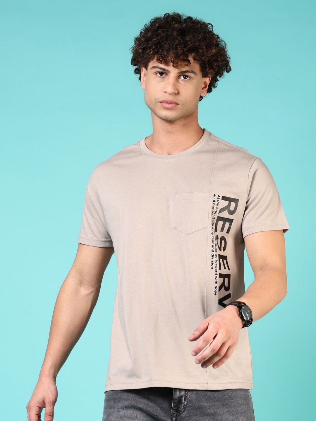 

V-Mart Men Typography Colourblocked Pockets T-shirt, Grey