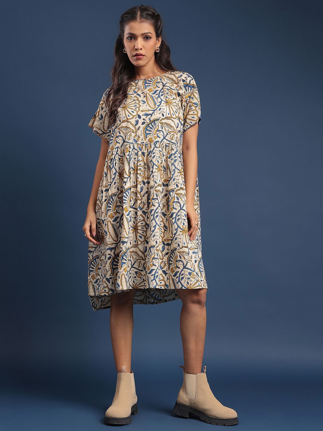 

Taavi Bagru Printed Pure Cotton Round Neck Dress, Beige