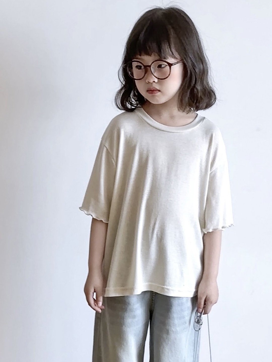 

LULU & SKY Girls Drop-Shoulder Sleeves Pockets T-shirt, White