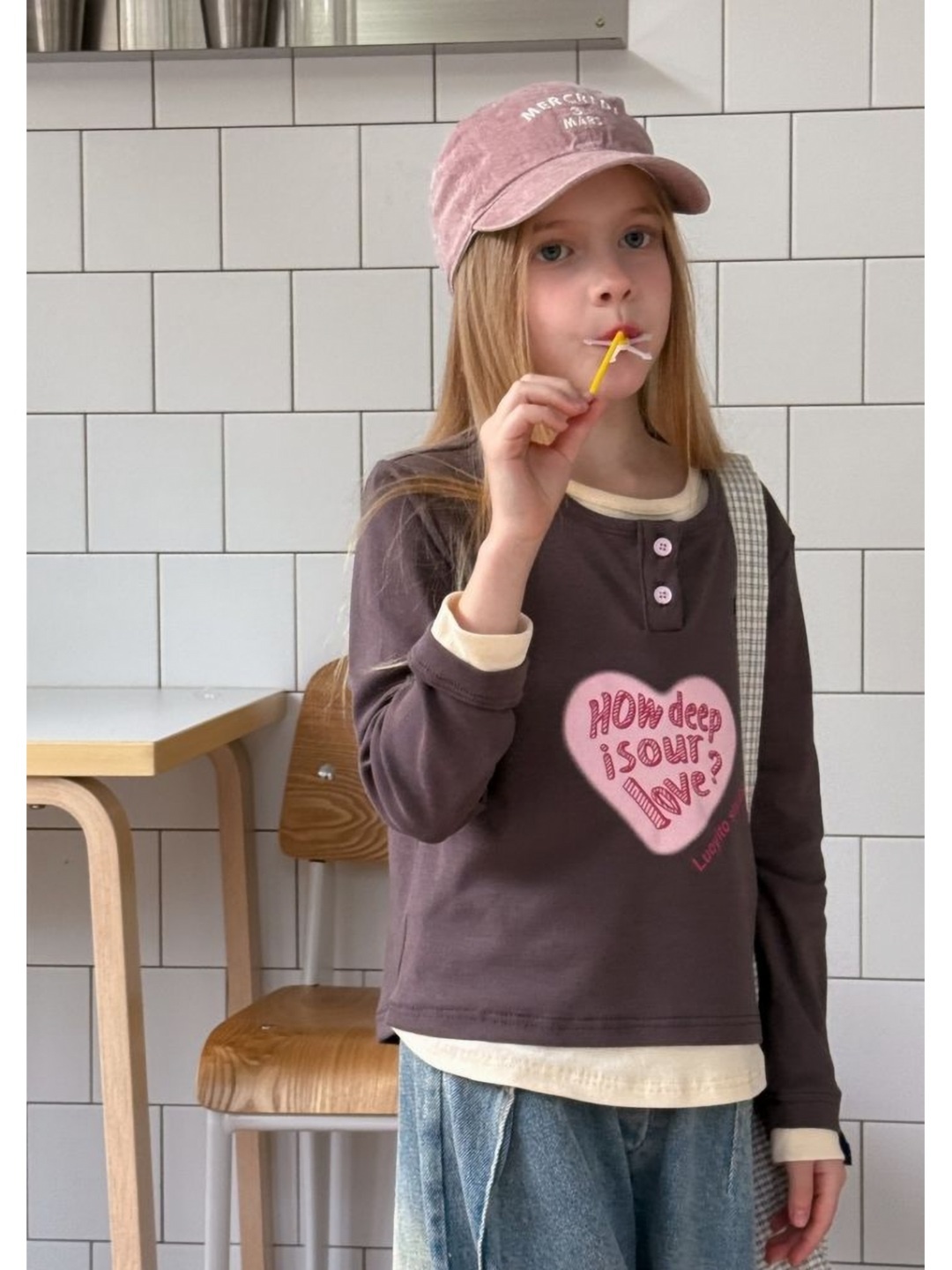 

LULU & SKY Girls Printed V-Neck Pockets T-shirt, Brown