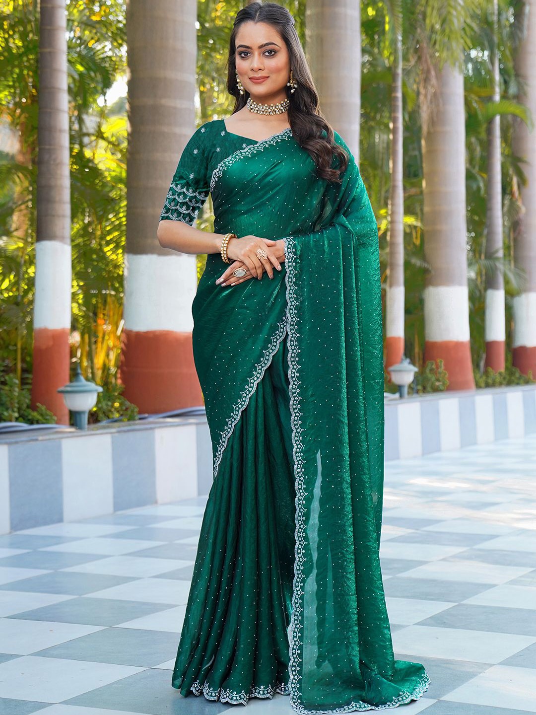 

VIRENDRA TEXTILES Embellished Beads and Stones Satin Saree, Green