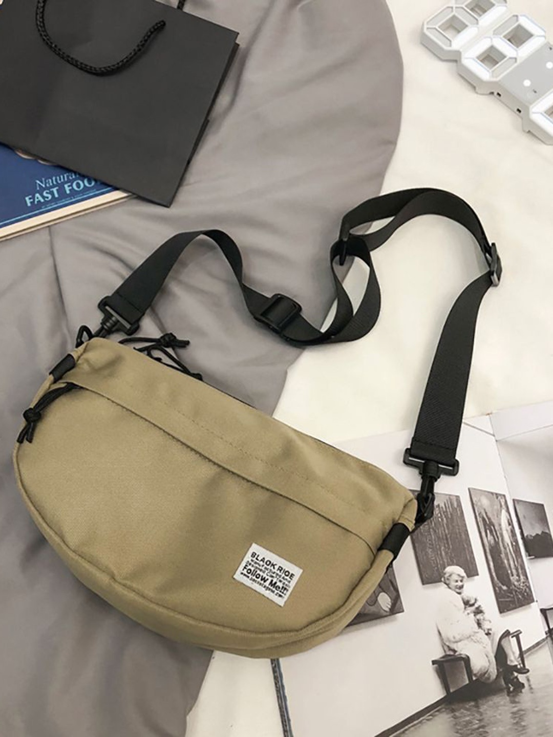 

StyleCast x Revolte Shoulder Bag, Khaki