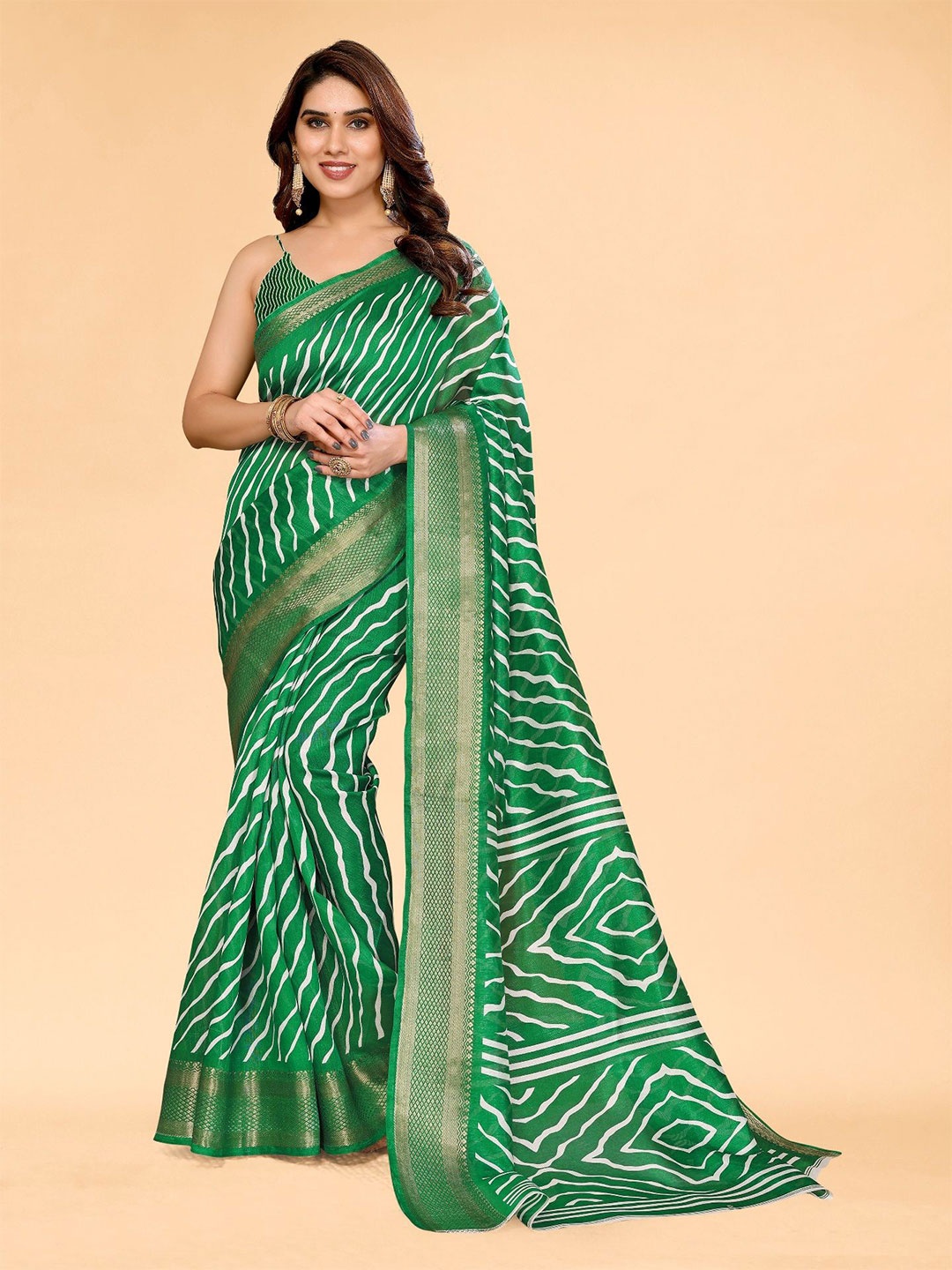 

Moda Rapido Leheriya Saree, Green