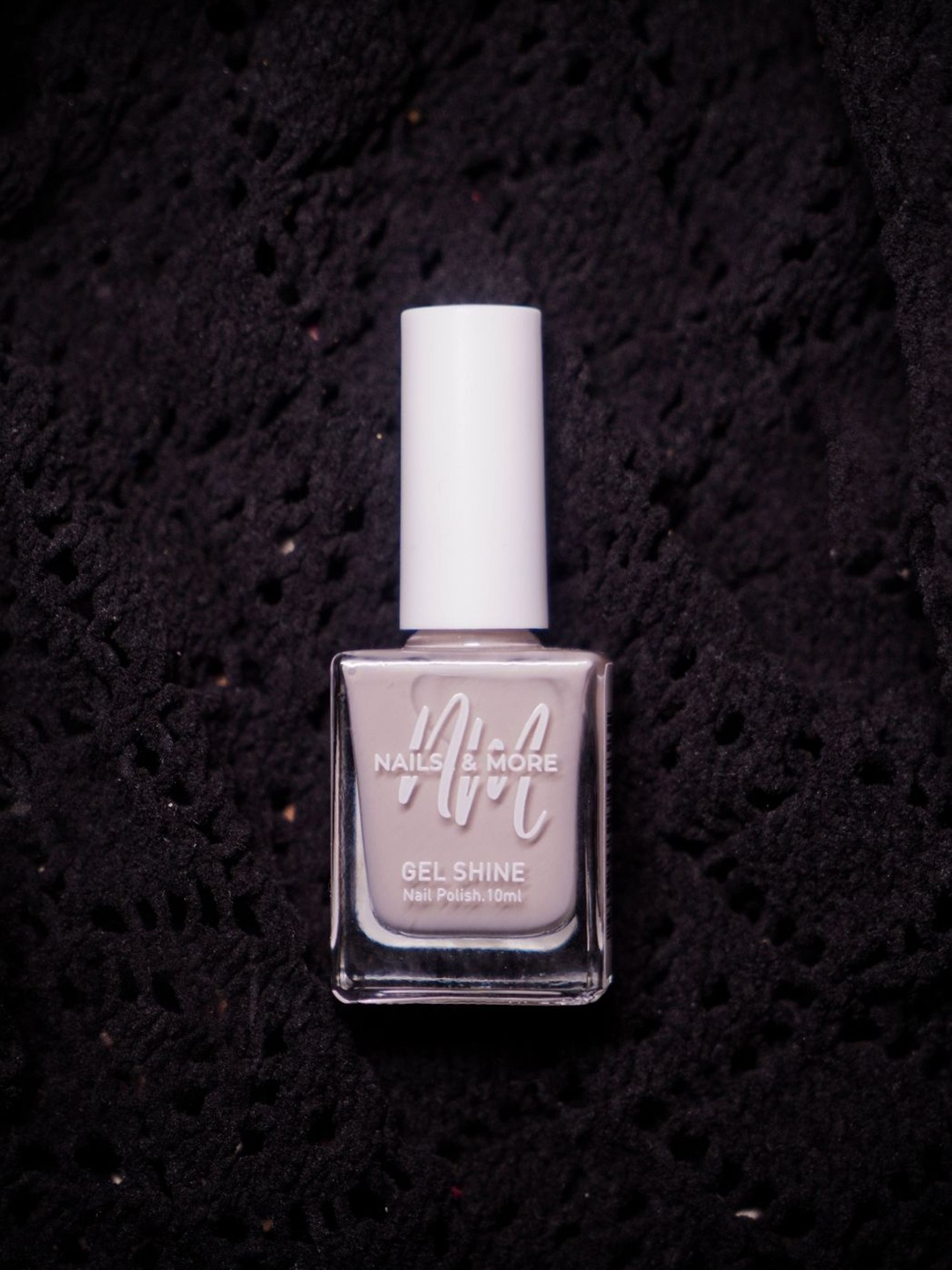 

nails & more Gel Shine Argan Oil Glossy Long-Wearing Nail Polish - 10 ml Dim Grey 49