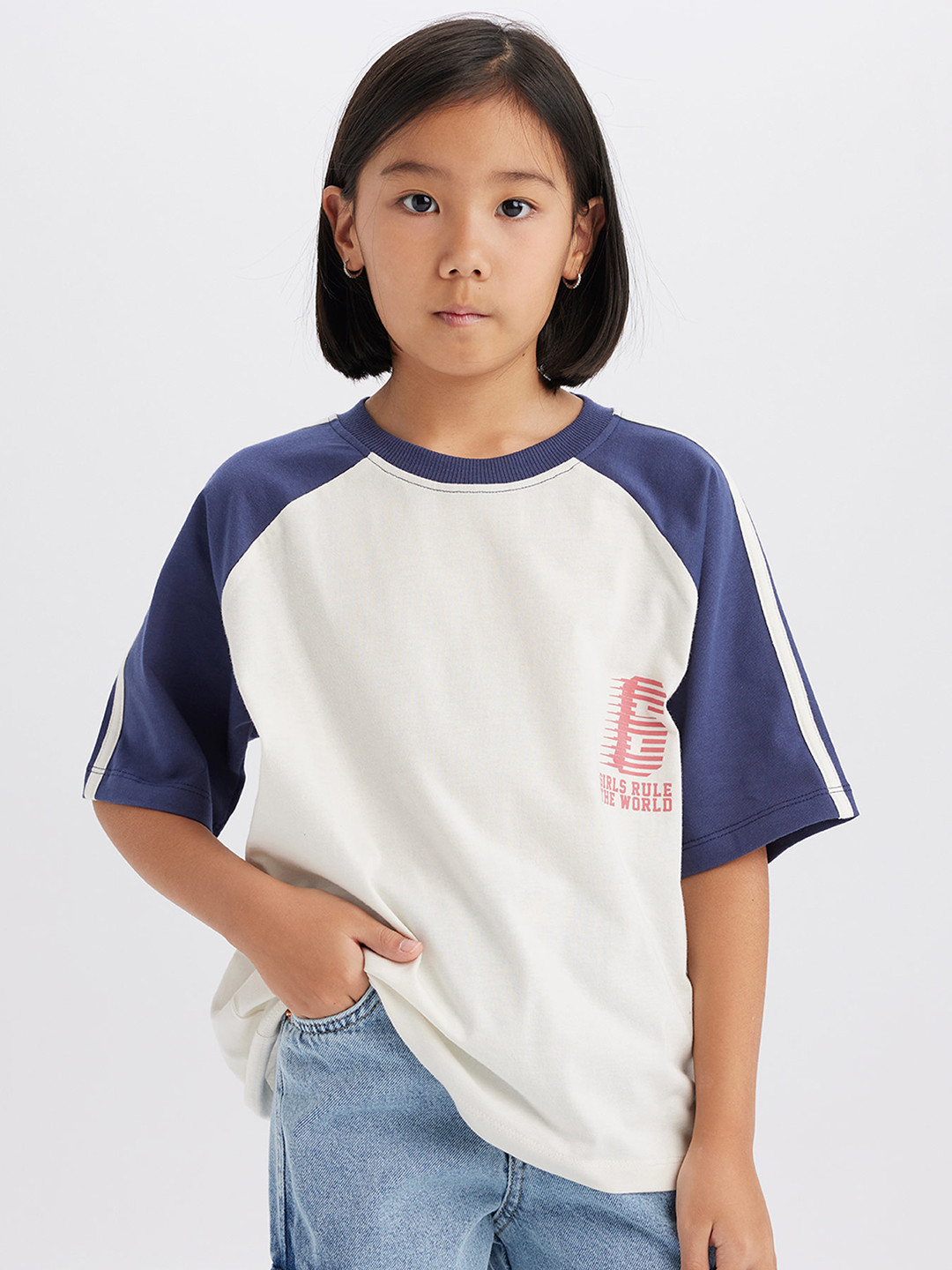 

DeFacto Girls Applique T-shirt, Na