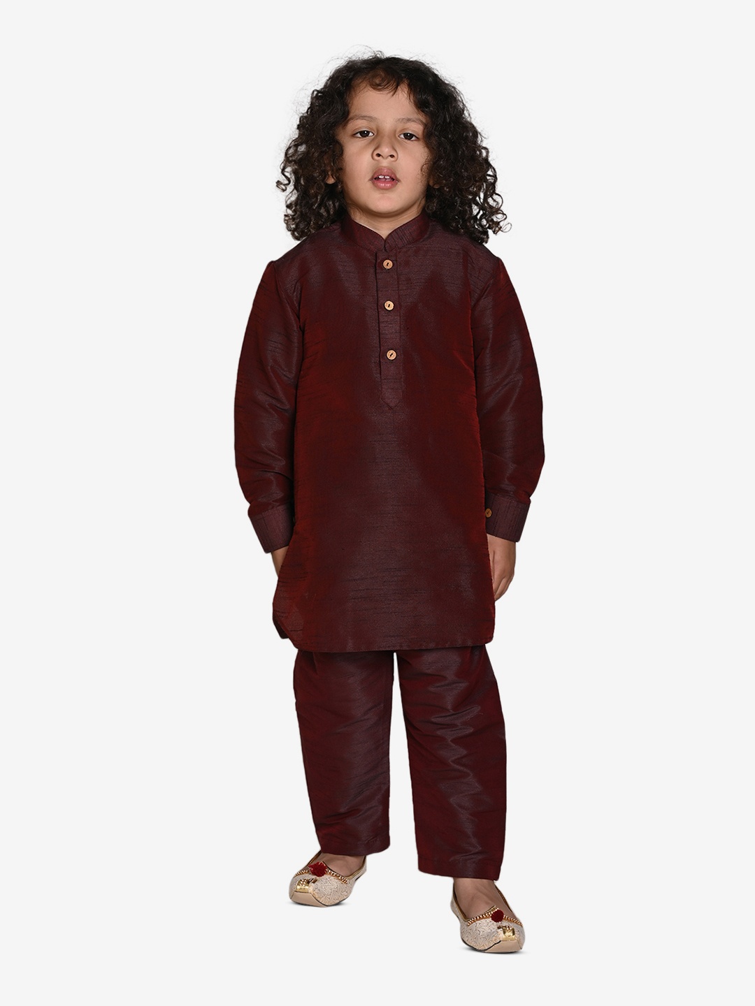 

Pehanaava Boys Regular Thread Work Kurta with Pyjamas, Maroon