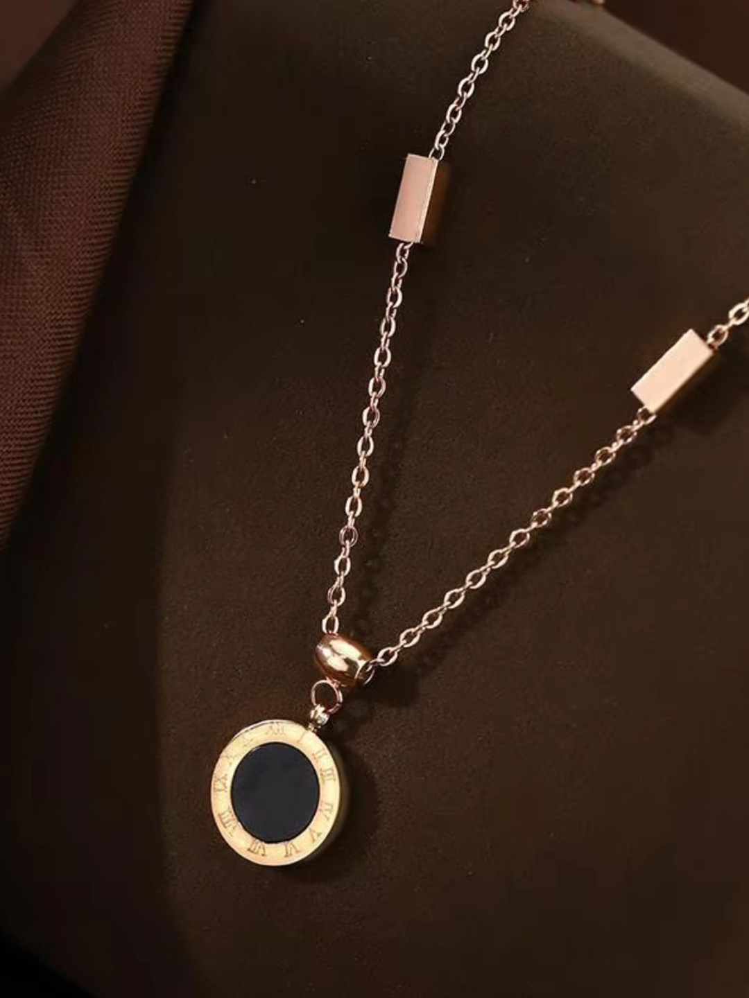 

Lyriss Rose Gold-Plated Antique Chain