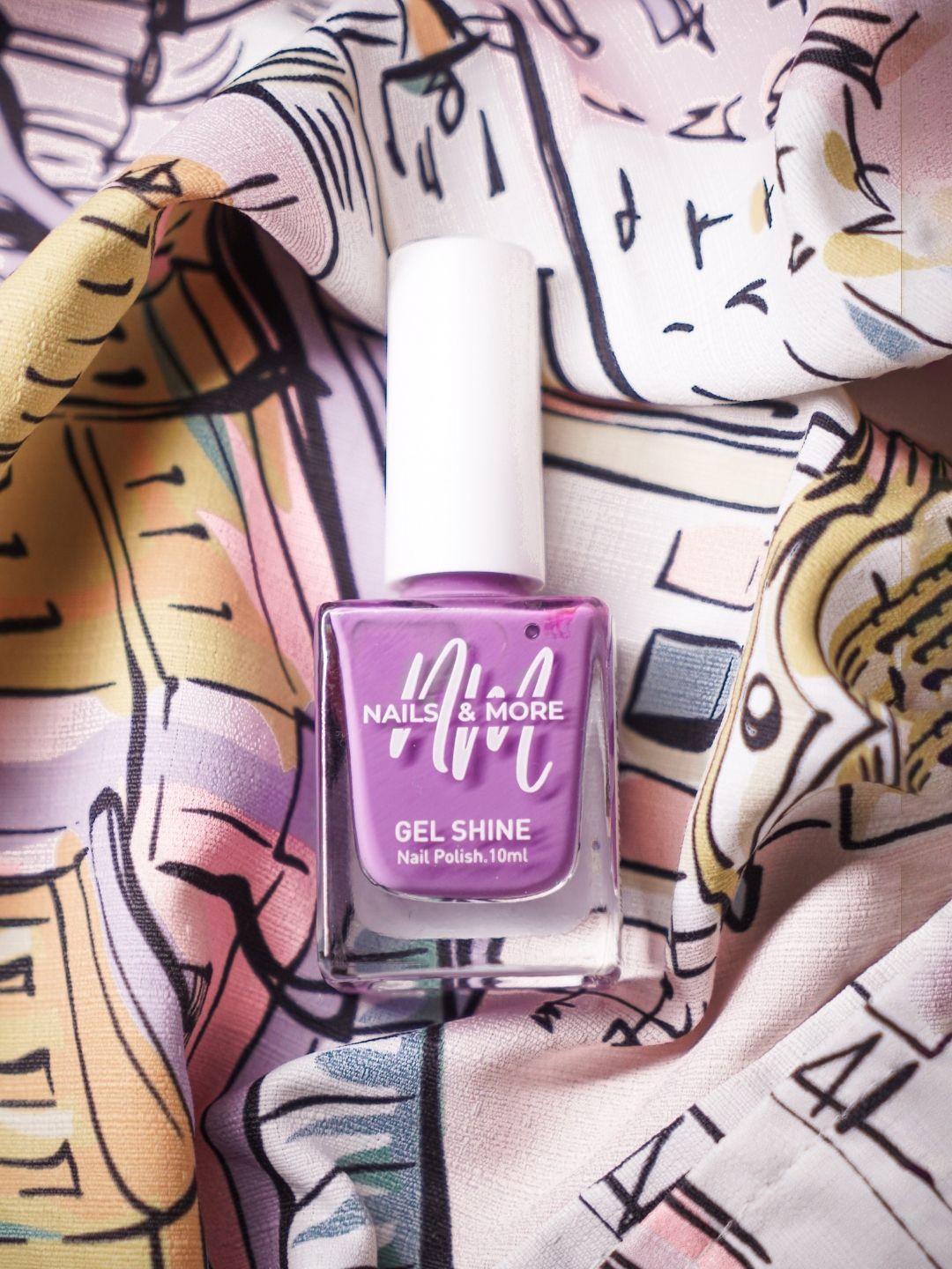 

nails & more Gel Shine Glossy Nail Polish - 10 ml - Orchid 26, Purple